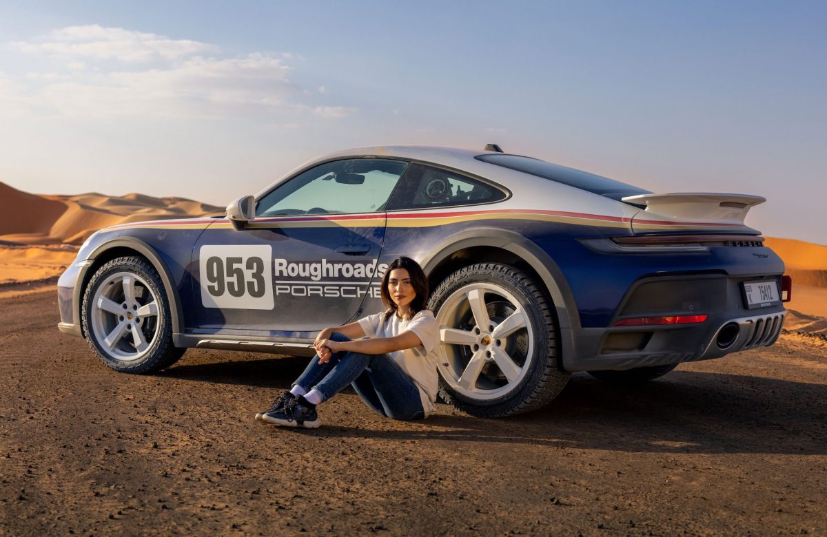 F1 Academy star goes desert-bashing in a Porsche 911 Dakar
