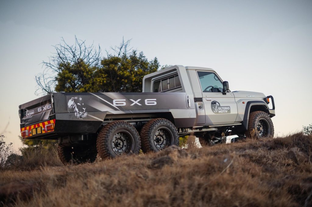 Ulterio Motiv,land cruiser,6x6