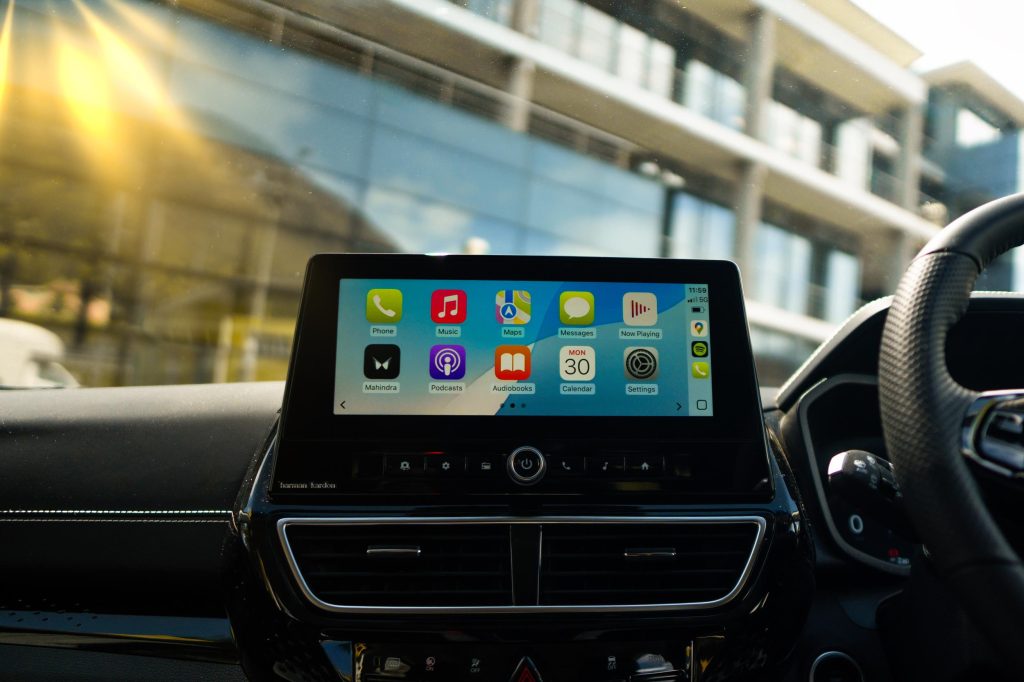 mahindra,xuv 3x0,south africa,india