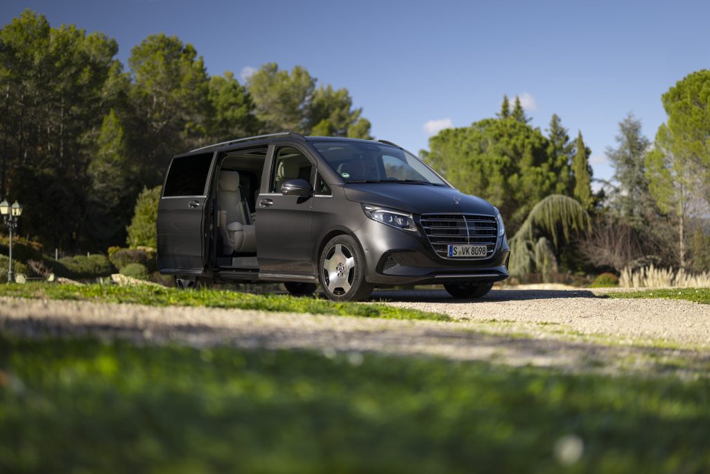 Mercedes-Benz,V-Class,V300d,germany,south africa