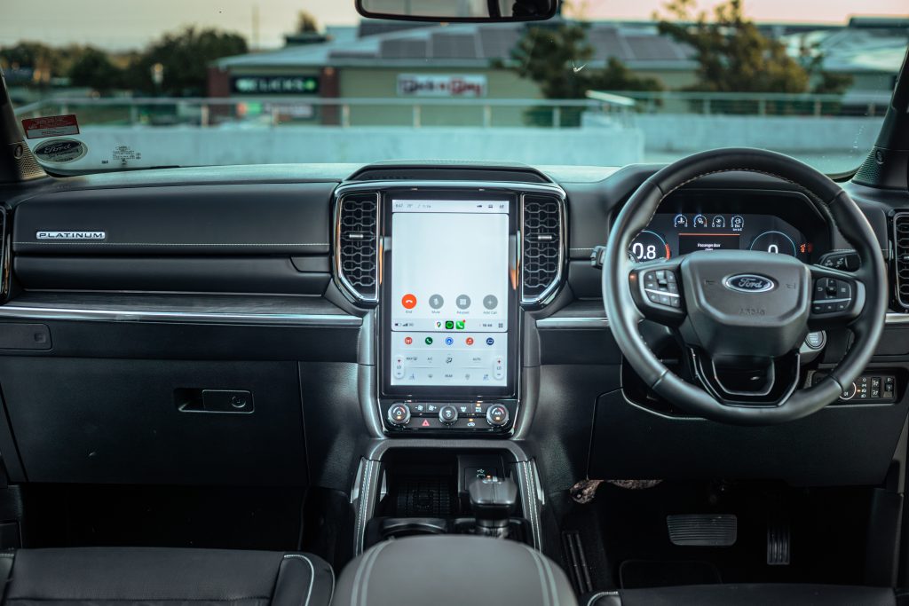 ford,everest platinum,suv,south africa,thailand,