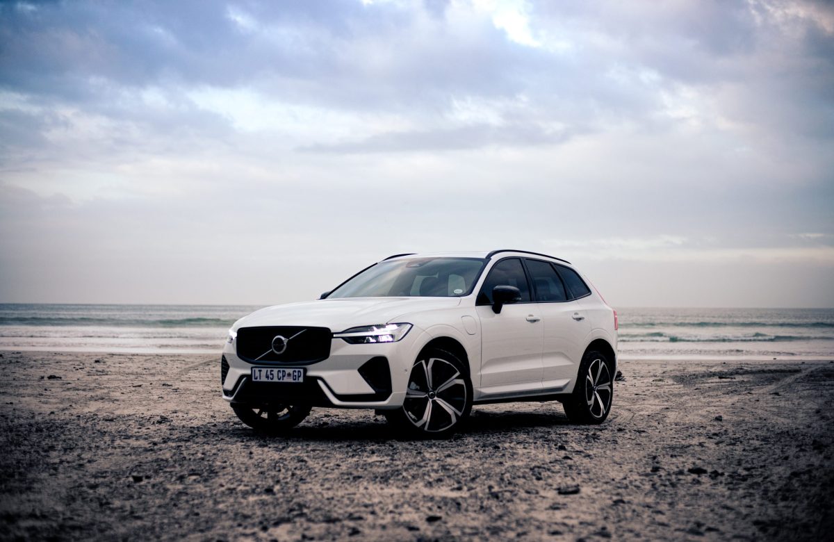 REVIEW | Volvo XC60 T8 Recharge AWD Ultimate Dark
