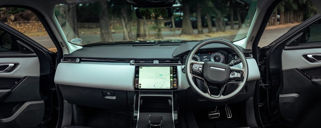 range rover,velar,dynamic,phev,luxury,suv,south africa,uk,united kingdom