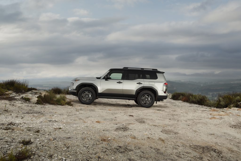 lexus,gx 550,overtrail,japan,south africa,toyota,land cruiser,prado