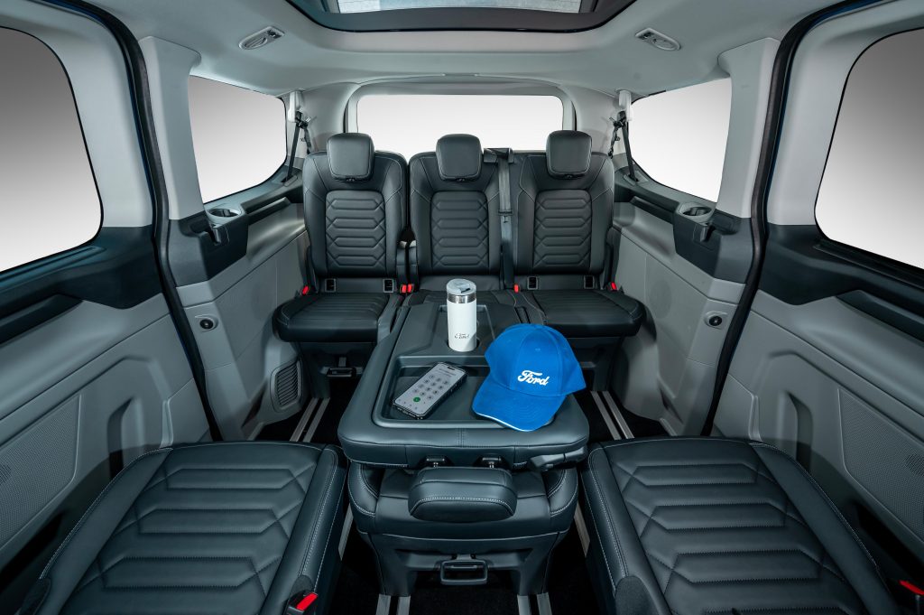 Ford,Tourneo Custom,Titanium X,mpv,van,south africa,america,blue oval,